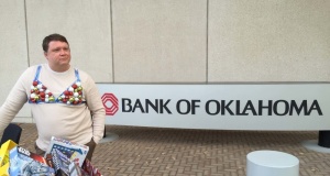 Filter: Barry Switzer, beer distributors, Texas farts Barry Switzer