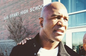 Evander Holyfield at OKC school: ‘Everyone who is successful has a support group’ Evander Holyfield