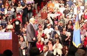 Video: Donald Trump a spectacle loved and ogled Trump a spectacle in OKC