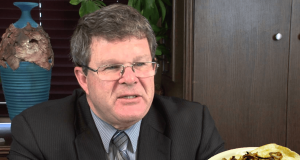 Filter: Gus Blackwell and the onion burger Gus Blackwell