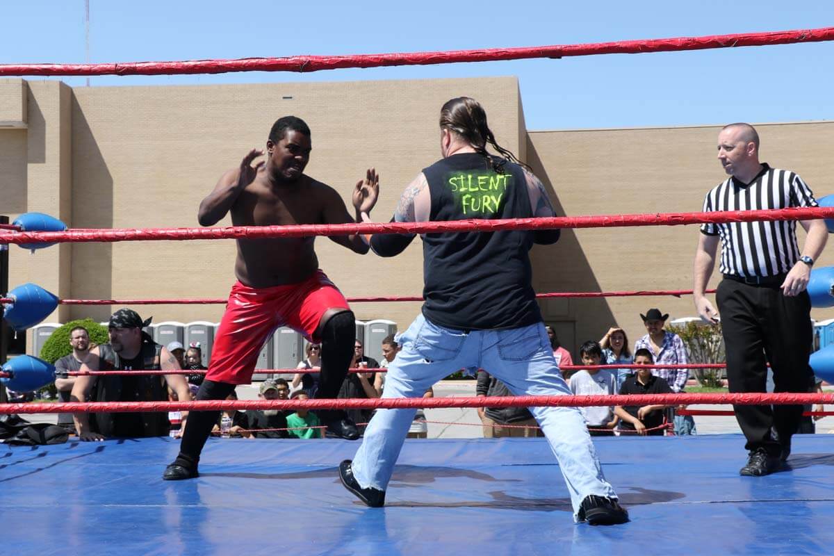 Plaza Mayor's Cinco de Mayo fiesta