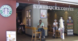 #BoycottStarbucks: Coffee giant caught in middle #BoycottStarbucks