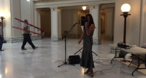 Amazing grace: Transgender violinist seeks to educate at Capitol Transgender violinist