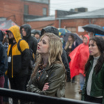 DSC_5219_crowd braves rain