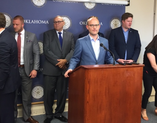 3 House Dems in California as #okleg meets on weekend California