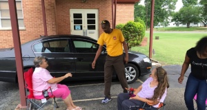Oklahoman first in line at Memphis free-care event Memphis free care