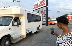 Nikki Nice seeks answers, options after Smart Saver grocer’s closure Nikki Nice