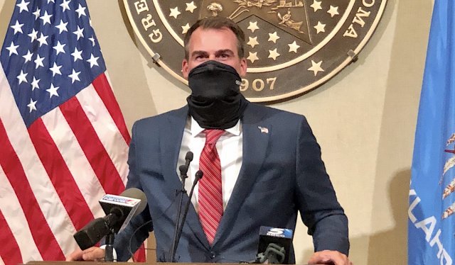 Kevin Stitt masks