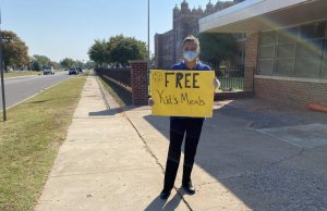 ‘We’re the biggest restaurant in Oklahoma’: Curbside meals keep OKCPS students fed curbside meals