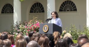 ‘Bearer of good news’: Tulsa teacher Rebecka Peterson honored as national Teacher of the Year Rebecka Peterson national teacher of the year