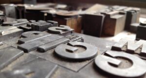 Learning of life and death in the newspaper industry newspaper industry