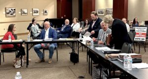 After last-minute board member switch, SVCSB approves virtual Catholic charter school catholic charter school