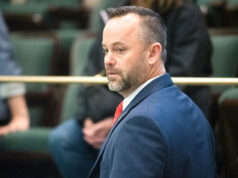 Rep. Dean Davis apologizes for ‘unbecoming’ behavior Dean Davis apologizes