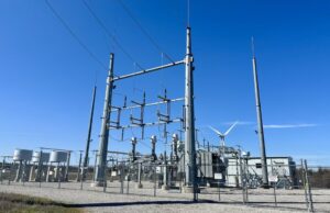 After year of tweaks, electric utilities try to plug ROFR-type transmission bill into Senate ROFR transmission lines, electric utilities