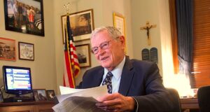 After stroke, former Sen. Jim Inhofe dies at 89 Jim Inhofe dies