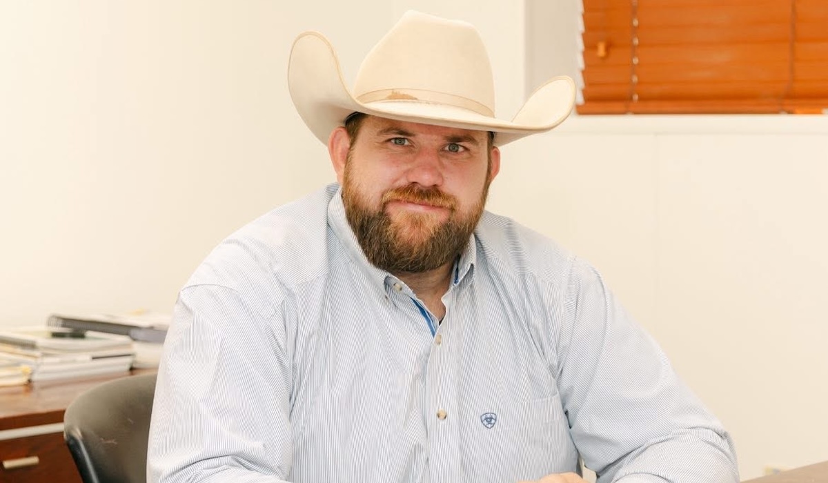 Dillon Travis elected HD 35