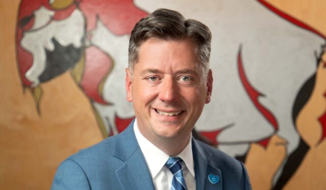 David Holt reelected